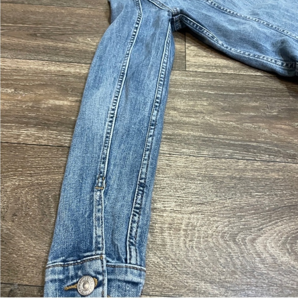 Levi’s Original Trucker Denim Jacket Women’s Small Classic Blue Wash - Picture 8 of 14